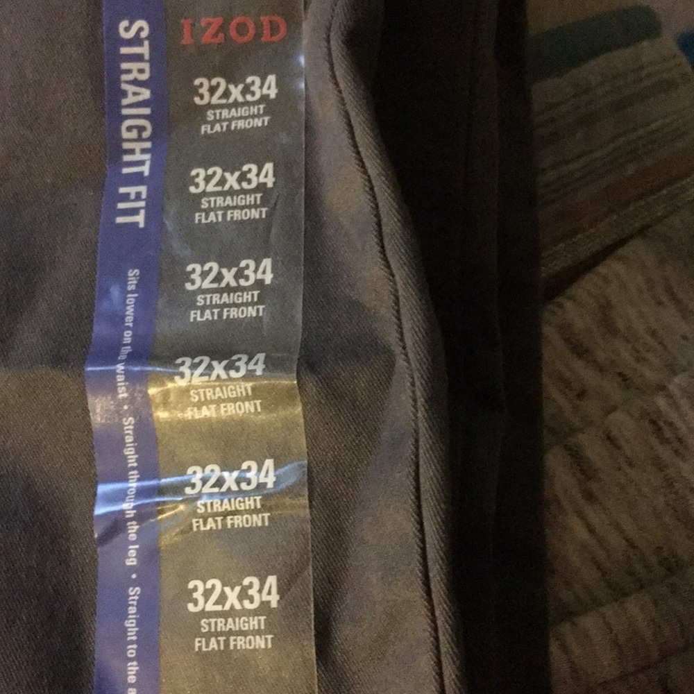 Men’s Izod pants